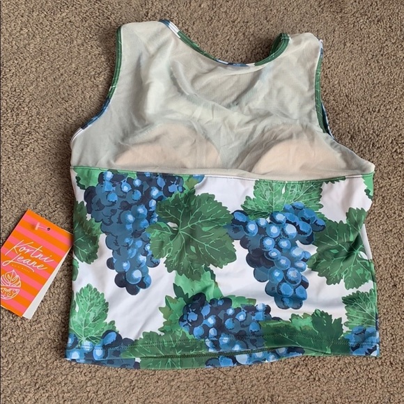 Kortni Jeane Grapes Top - Picture 2 of 4